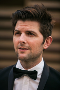 Adam Scott arrives to the 2014 Vanity Fair Oscar Party on March 2, 2014 in West Hollywood, California. AFP PHOTO/ADRIAN SANCHEZ-GONZALEZ (Photo credit should read ADRIAN SANCHEZ-GONZALEZ/AFP/Getty Images) Adam Scott arrives to the 2014 Vanity Fair Oscar Party on March 2, 2014 in West Hollywood, California. AFP PHOTO/ADRIAN SANCHEZ-GONZALEZ (Photo credit should read ADRIAN SANCHEZ-GONZALEZ/AFP/Getty Images)