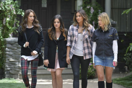 PRETTY LITTLE LIARS - "A Dark Ali" - Ali's games may have pushed her friends too far when an innocent man's life is put in the balance in "A Dark Ali," an all-new episode of ABC Family's hit original series "Pretty Little Liars," premiering Tuesday, August 12th (8:00 - 9:00 PM ET/PT). (ABC FAMILY/Eric McCandless)TROIAN BELLISARIO, LUCY HALE, SHAY MITCHELL, ASHLEY BENSON