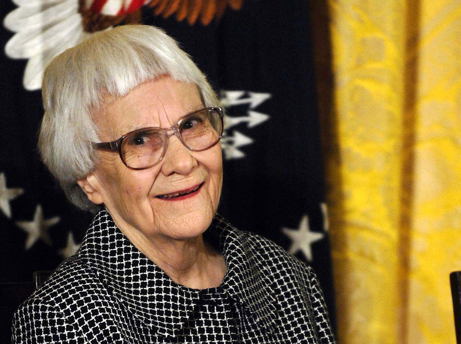 Harper Lee Biography Wikipedia author of To Kill a Mockingbird dead at age 89