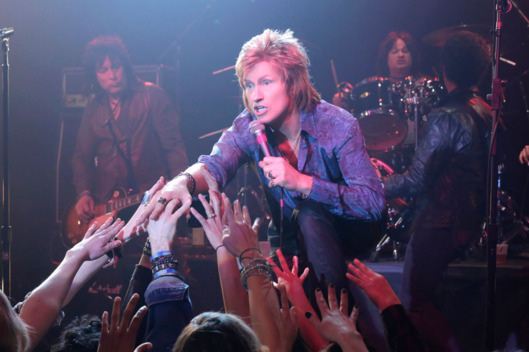 Sex&Drugs&Rock&Roll - "Don't Wanna Die Anonymous" -- Ep 101 (Airs Thursday, July 16, 10:00 pm e/p) -- Pictured: Denis Leary as Johnny Rock. CR. Patrick Harbron/FX