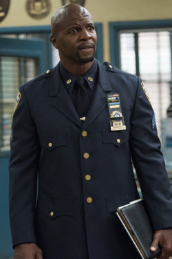 Brooklyn Nine-Nine Recap: The Big Book of Small Butts