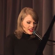 T.Swift Celebrated 1989's Birthday With This Acoustic Version of 'Out of the Woods'