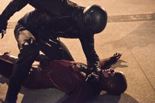 The Flash -- "Enter Zoom" -- Image FLA206A_0378b.jpg -- Pictured (L-R): Zoom and Grant Gustin as The Flash -- Photo: Dean Buscher/The CW -- é 2015 The CW Network, LLC. All rights reserved.