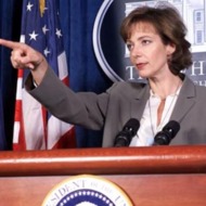 Allison Janney Is Down to Bring the People Back Some Idealism With More West Wing