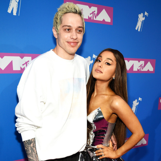 every ariana grande joke in pete davidson"s netflix special