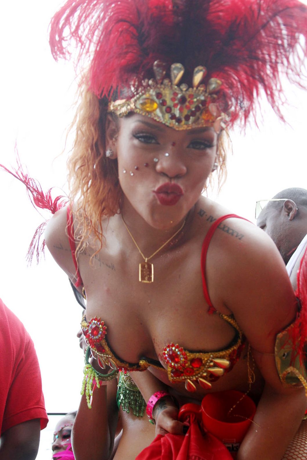 Rihanna Went To Carnival And Lived Her Best Life The Cut