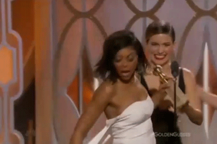Taraji Henson reacts brilliantly when someone steps on her dress at the Golden Globes 2016
