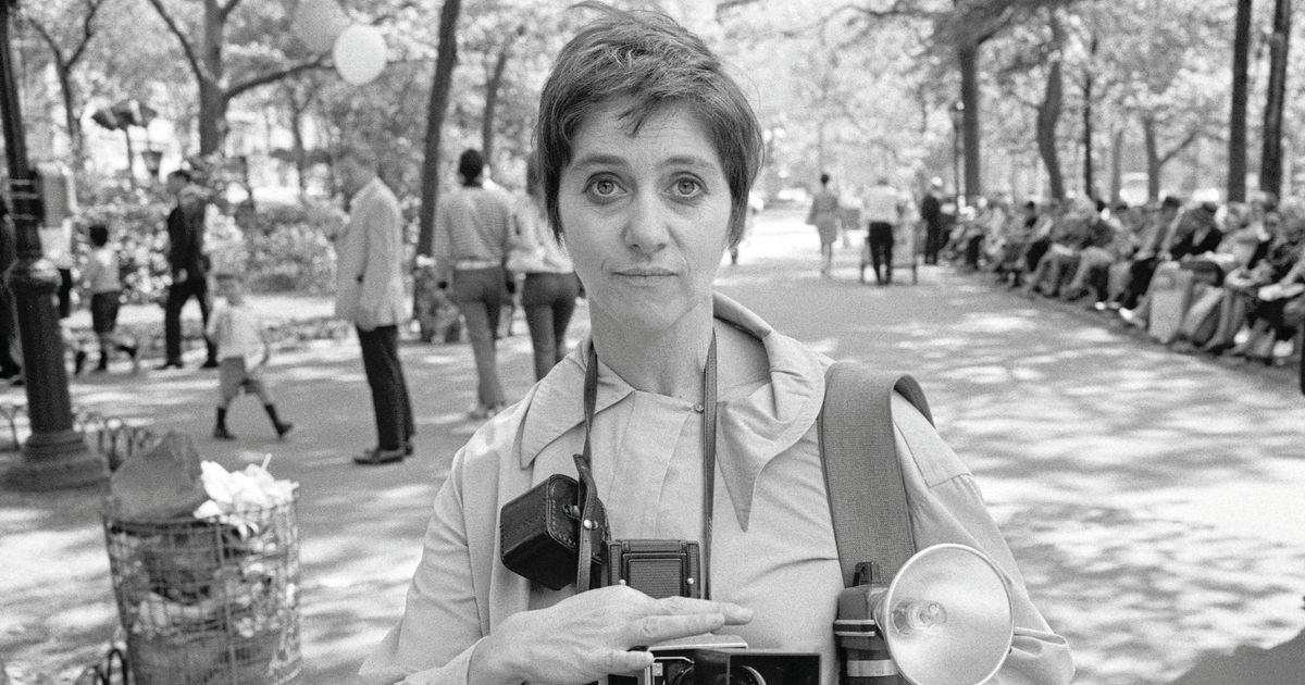 The Cost of Diane Arbuss Life on the Edge -- The picture