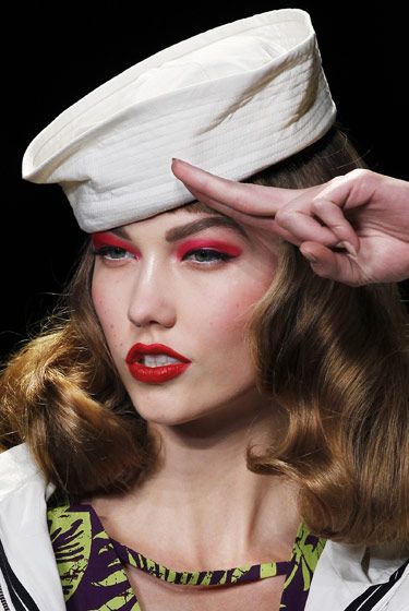 Slideshow: 24 Brilliant Hair and Makeup Ideas From Paris Fashion Week ...