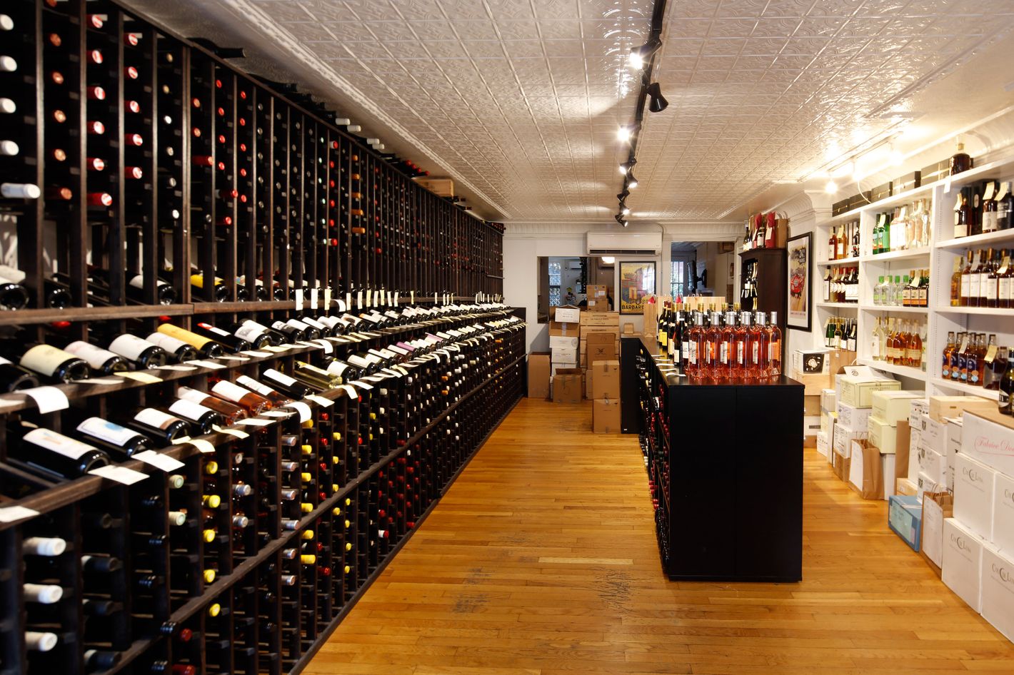 wine travel store