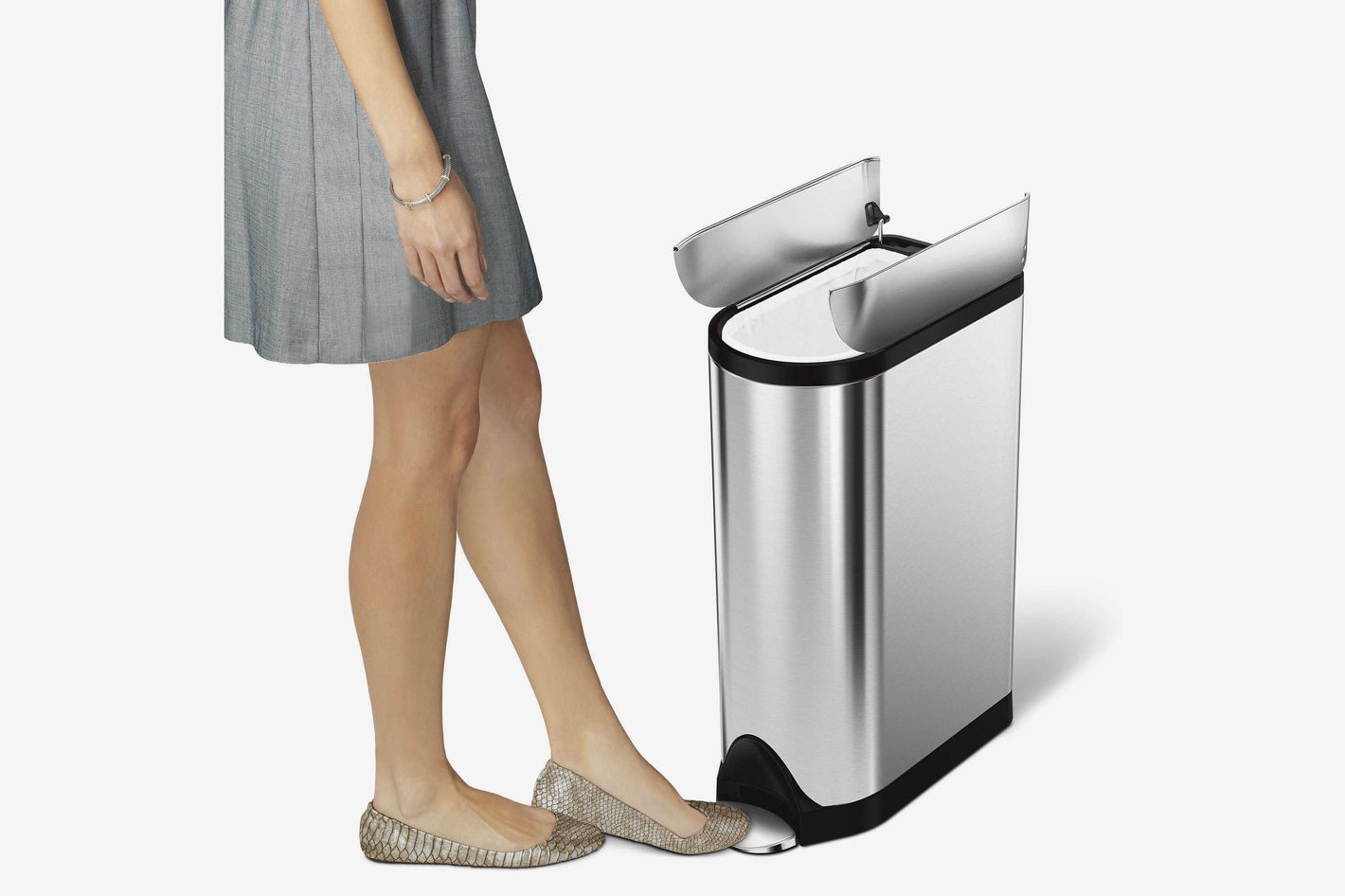 The 13 Best Stylish and GoodLooking Kitchen Trash Cans 2019