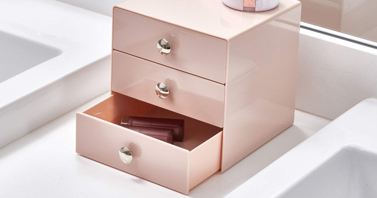 The Best Makeup Organizers on Amazon, According to Hyperenthusiastic Reviewers