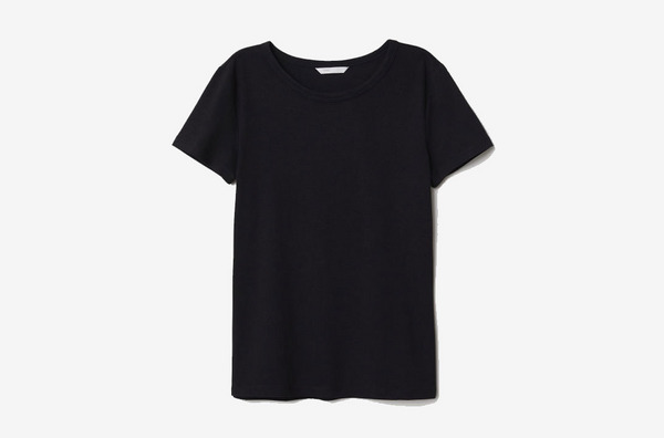 14 Best Black T-Shirts for Women | The Strategist | New York Magazine