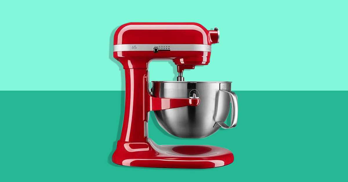 This KitchenAid Stand Mixer (That Can Make 10 Dozen Cookies at Once) Is the Cheapest We’ve Ever Seen