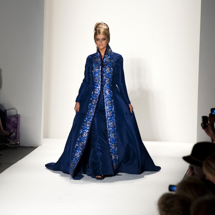 Kirstie Alley, working the runway.