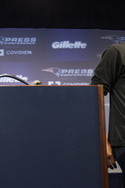 Tom Brady, sans shag.
