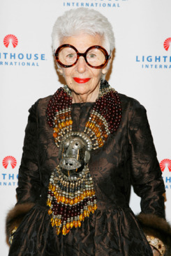 Iris Apfel and enormous necklace.