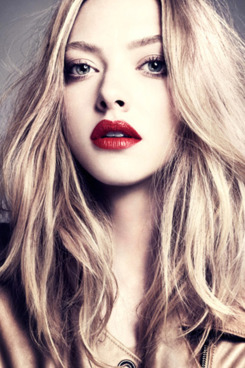 Amanda Seyfried.