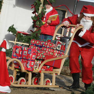Not real santas, either.