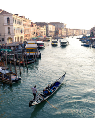 LONDON, ENGLAND - SEPTEMBER 09: General View from the Ponte De Rialto over the Grand Canal on September 9, 2011 in Venice, Italy. (Photo by Ian Gavan/Getty Images)