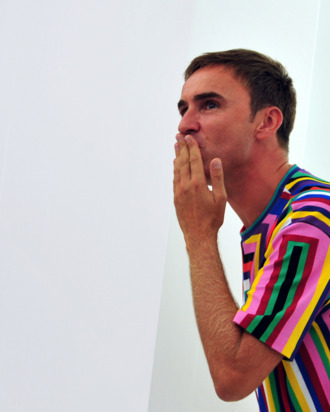 Raf Simons==THE FASHION GROUP INTERNATIONAL ANNOUNCES STELLAR LIST OF PRESENTERS FOR THE 28th ANNUAL NIGHT OF THE STARS
