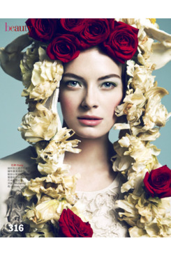 Julia Dunstall for <em>Vogue</em> Taiwan.