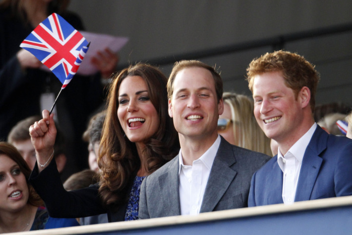 LONDON - MAY 04: (L-R) Princess Beatrice, Catherine, Duchess of Cambridge, Prince William, Duke of Cambridge and Prince Harry are seen during the Diamond Jubilee, Buckingham Palace Concert May 04, 2012 in London, England. For only the second ime in it's history, the UK celebrates the Diamond Jubilee of a monarch. Her Majesty Queen Elizabeth II celebrates the 60th anniversary of her ascension to the throne. (Photo by Dave Thompson - WPA Pool/Getty Images)