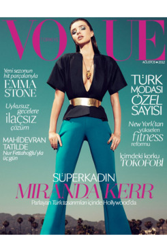 Miranda Kerr for <em>Vogue</em> Turkey.