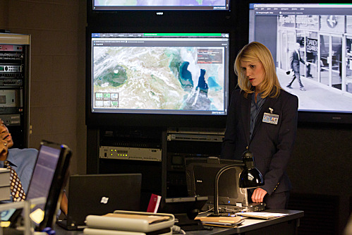 Claire Danes as Carrie Mathison in Homeland (episode 4) - Photo: Kent Smith/SHOWTIME - Photo ID: homeland_103_1036