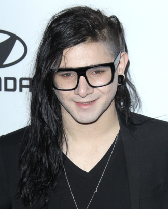 Clive Davis and The Recording Academy's 2012 pre-Grammy Gala and salute to industry icons honoring Richard Branson, at the Beverly Hilton Hotel.
<P>
Pictured: Skrillex
<P>
<B>Ref: SPL359630 110212 </B><BR/>
Picture by: Jen Lowery / Splash News<BR/>
</P><P>
<B>Splash News and Pictures</B><BR/>
Los Angeles: 310-821-2666<BR/>
New York: 212-619-2666<BR/>
London: 870-934-2666<BR/>
photodesk@splashnews.com<BR/>
</P>