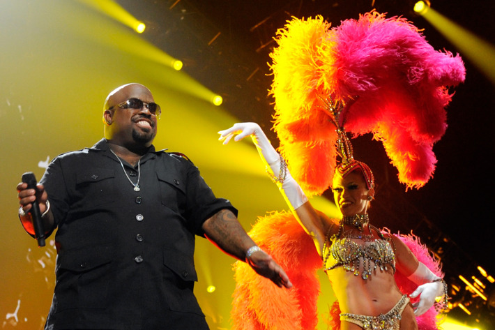 Cee Lo likes some Super Linda.
