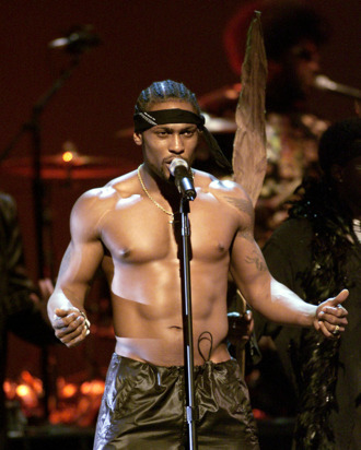 D'angelo at MTV Movie Awards 2000
