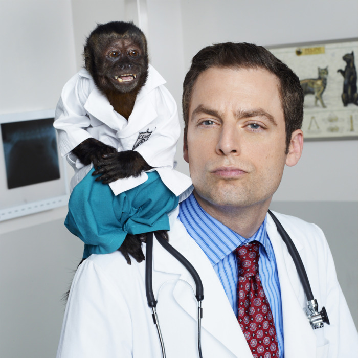 ANIMAL KINGDOM -- Season: Pilot -- Pictured: (l-r) Monkey as Dr. Zaius, Justin Kirk as Dr. George Coleman