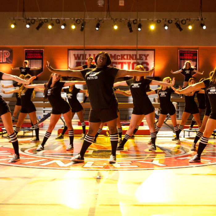 GLEE: Marley (Melissa Benoist, L), Unique (Alex Newell, C) and Tina (Jenna Ushkowitz, R) perform in gym class in the "Britney 2.0" episode of GLEE airing Thursday, Sept. 20 (9:00-10:00 PM ET/PT) on FOX.
