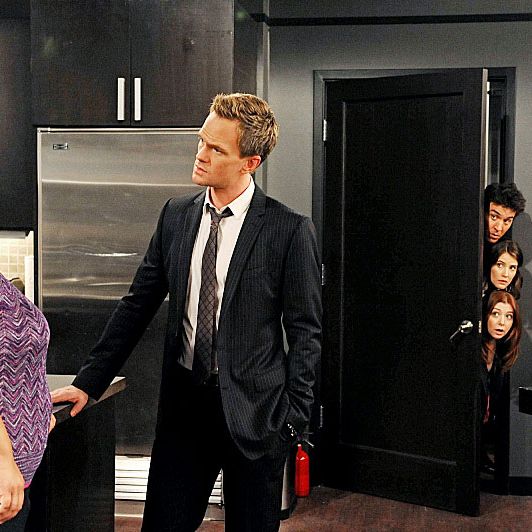 How I Met Your Mother Recap Trapped In The Closet
