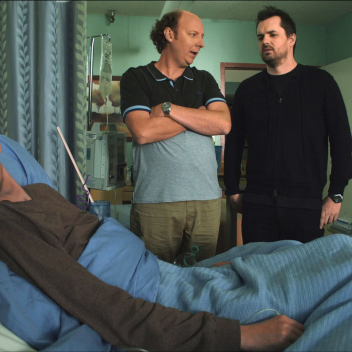 LEGIT -- Pilot -- Episode 1 (Series Premiere, Airs Thursday, January 17, 10:30 pm e/p) -- Pictured: (L-R) D.J. Qualls as Billy, Dan Bakkedahl as Steve, Jim Jefferies as Jim