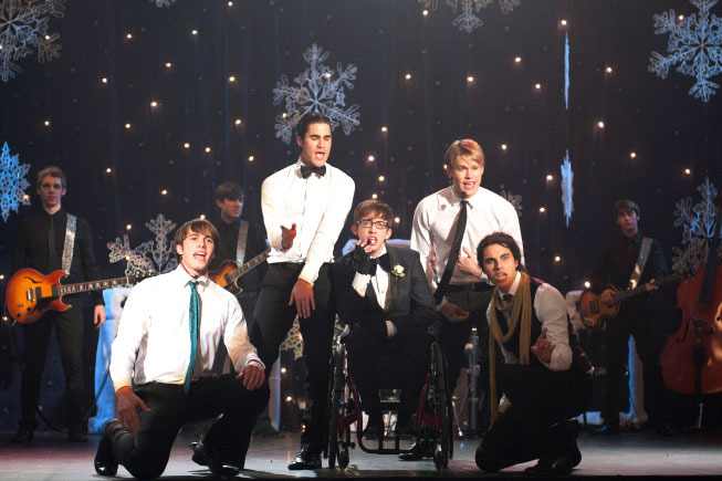 GLEE: The boys perform in the "Sadie Hawkins" episode of GLEE airing Thursday, Jan. 24 (9:00-10:00 PM ET/PT) on FOX. Pictured L-R: Blake Jenner, Darren Criss, Kevin McHale, Chord Overstreet and Samuel Larsen.