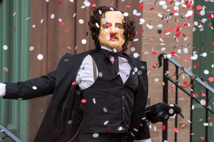 THE FOLLOWING: One of Joe Carroll's followers disguises himself as Edgar Allan Poe in the "The Poet's Fire" episode of THE FOLLOWING airing Monday, Feb. 4 (9:00-10:00 PM ET/PT) on FOX.