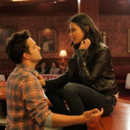 NEW GIRL: Nick (Jake Johnson, L) meets a tough and beautiful customer (guest star Olivia Munn, R) at the bar in the "Bathtub" episode of NEW GIRL airing Tuesday, Dec. 4 (9:00-9:30 PM ET/PT) on FOX.