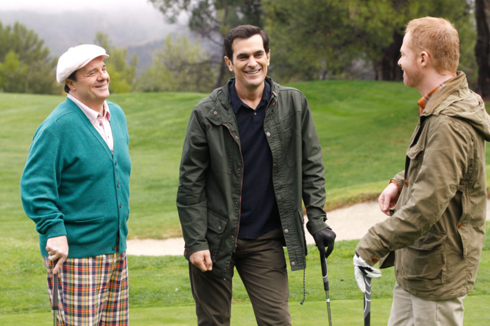 MODERN FAMILY - "A Slight at the Opera" - Cameron is putting on the school production of "Phantom of the Opera," but when their star falls ill, Manny pulls all the stops to land the lead -- even if that means going against Luke. Meanwhile, Jay teaches Phil to golf and they wind up in a golf-off with Pepper and Mitch; Gloria takes Alex along on errands which include a visit to a psychic; and Claire's adventures in babysitting Joe and Lily become a comedy of errors, on "Modern Family," WEDNESDAY, FEBRUARY 6 (9:00-9:31 p.m., ET), on the ABC Television Network.