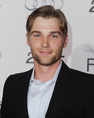 HOLLYWOOD - NOVEMBER 06: Actor Mike Vogel arrives at the
