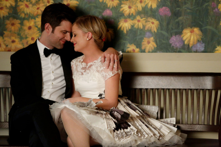 PARKS AND RECREATION -- "Leslie and Ben" Episode 513 -- Pictured: (l-r) Adam Scott as Ben Wyatt, Amy Poehler as Leslie Knope
