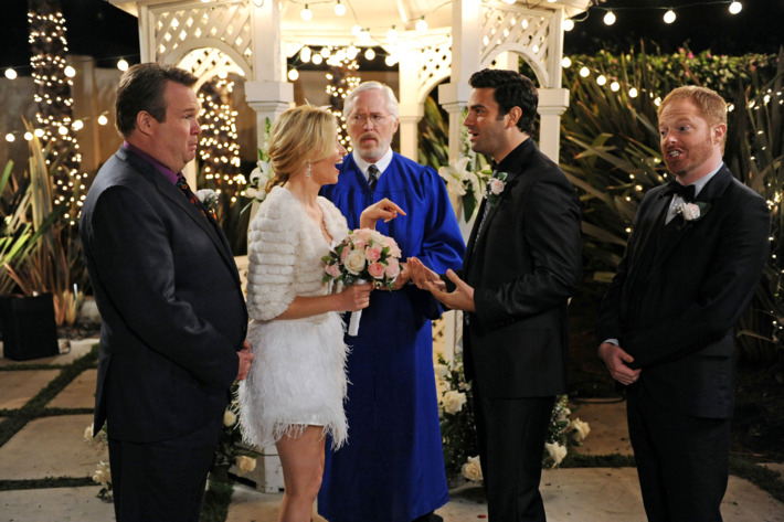 MODERN FAMILY - "Best Men" - Mitch and Cam's best gal pal, Sal, makes one of her notorious surprise drop-ins, but this time with big news - she's getting married... tomorrow! Cam and Mitch are the best men, but they can't help but question whether this party girl can really settle down, and they consider an intervention. Meanwhile, Gloria has trust issues with their new nanny, Claire has a rare bonding moment with Haley, and Phil helps Luke with a girl he likes, on "Modern Family," WEDNESDAY, FEBRUARY 27 (9:00-9:31 p.m., ET), on the ABC Television Network.