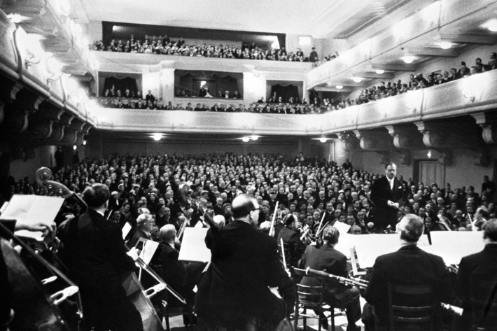 January 29. 1956, Salzburg, Austria --- Original caption: A public Mozart concert with international guests from all over the world took place at the famous Salzburg Festival Hall on the noon of the anniversary day of Mozart's 250th birthday. Karl Boehm conducted the Vienna Philharmonic Orchestra. President Theodor Koerner, the Austrian government, the Diplomatic Corps attended the concert.