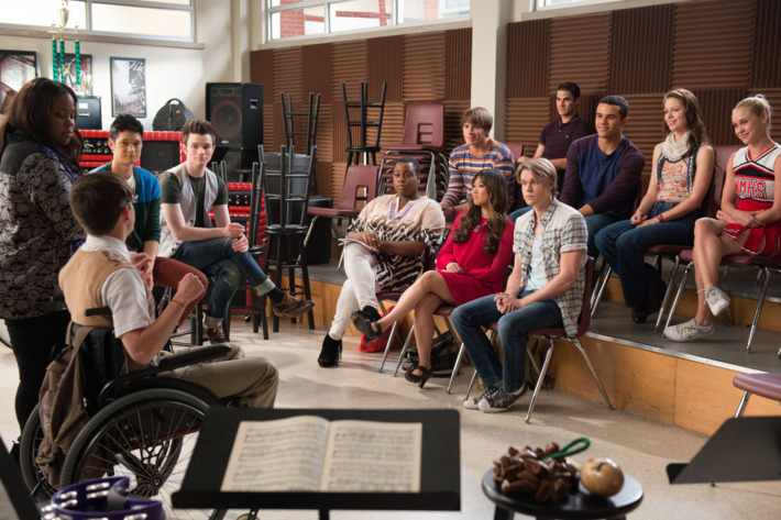GLEE: The glee club reunites