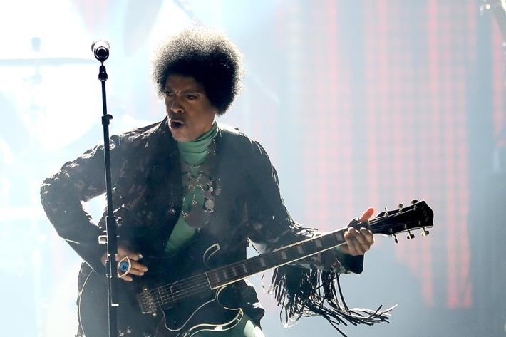 LAS VEGAS, NV - MAY 19: Musician Prince performs onstage during the 2013 Billboard Music Awards at the MGM Grand Garden Arena on May 19, 2013 in Las Vegas, Nevada. (Photo by Ethan Miller/Getty Images)