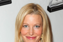 BEVERLY HILLS, CA - OCTOBER 17: Actress Anna Gunn arrives at the 2013 Media Access Awards at The Beverly Hilton Hotel on October 17, 2013 in Beverly Hills, California. (Photo by Rodrigo Vaz/FilmMagic)