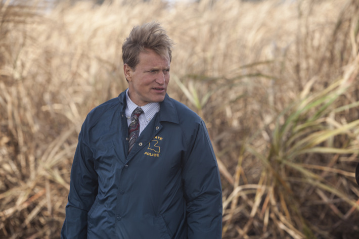 SCENE 1.4 / Exterior Sugarcane Field - Crime Scene (1995) - Marty and Cohle arrive at the body. / Photo: Jim Bridges/HBO
HBO's "True Detective" Season 1
Director: Cary Fukunaga
Matthew McConaughey: Rustin Cohle
Woody Harrelson: Martin Hart