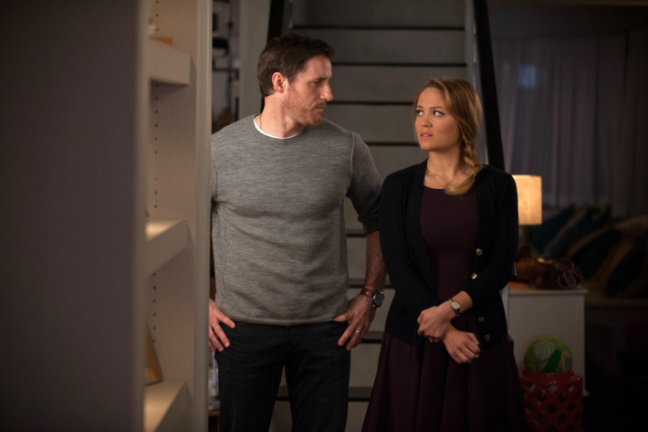 PARENTHOOD -- "You've Got Mold" Episode 514 -- Pictured: (l-r) Sam Jaeger as Joel, Erika Christensen as Julia.