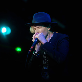 IRVINE, CA - MAY 31: Musician Beck performs onstage at the 2014 KROQ Weenie Roast at Verizon Wireless Amphitheater on May 31, 2014 in Irvine, California. (Photo by Paul R. Giunta/Getty Images)